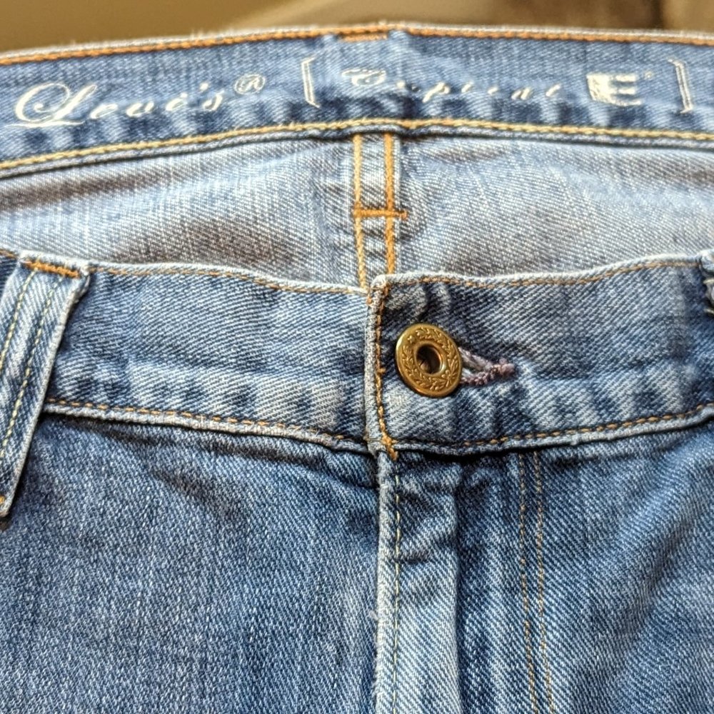 Levi's Capital E Hesher Boot, Regular Bootcut, Me… - image 1